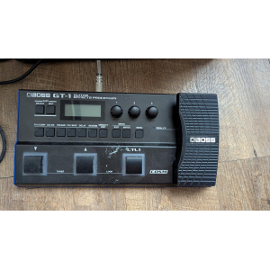 Jackson JS22-7 Guitare électrique 7 cordes + ampli + pédalier + stand guitare