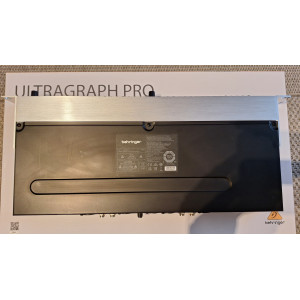 Egaliseur graphique Beringher Ultragraph pro FQB 1502