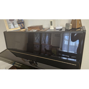 Yamaha P2J Upright Piano