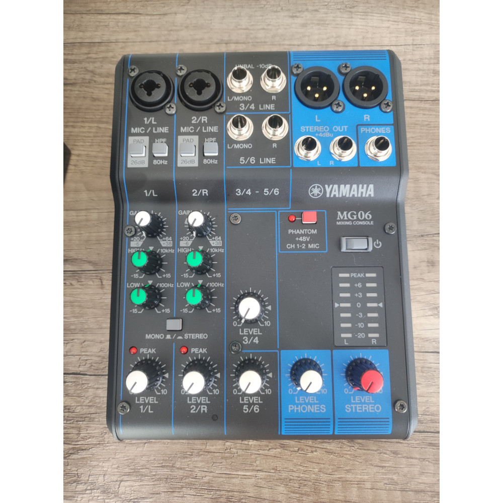 Yamaha MG06 - console de mixage