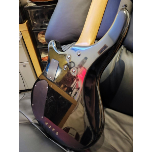 ¡Vende Washburn B-20 abt force por 200 euros!