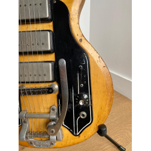 Airline Town & Country, signed by Yarol Poupaud