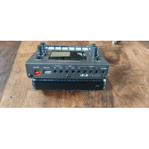 The 1010music Blackbox is a powerful standalone music production tool. With its compact design and advanced features, it offers