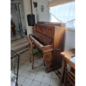 Piano vertical acústico