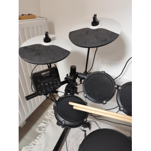 Alesis Batería electrónica