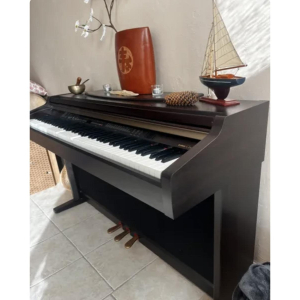 Yamaha Clavinova CLP 950