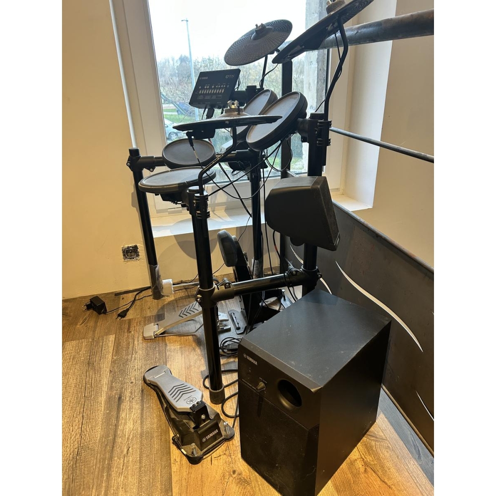 Yamaha DTX - Electronic Drum Kit