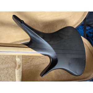 Legator Helio Fan Fret Bass