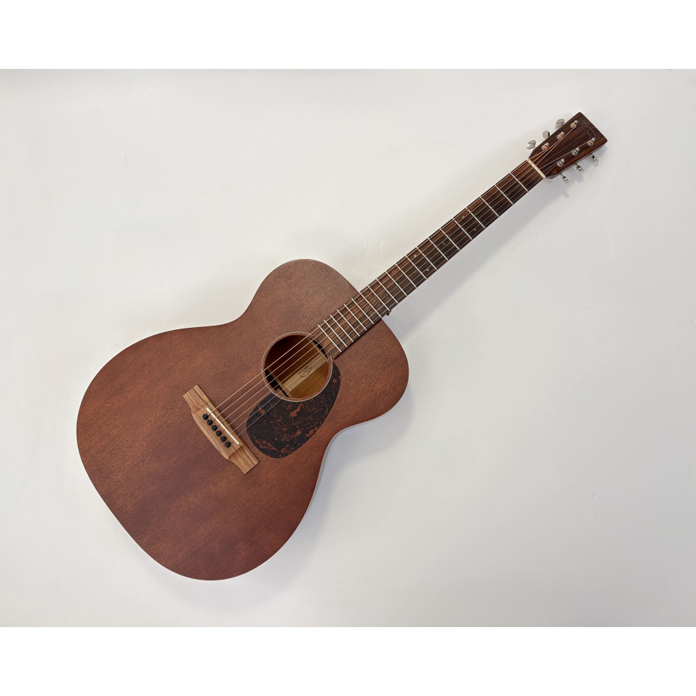 Martin 000-15M Mahogany 2011