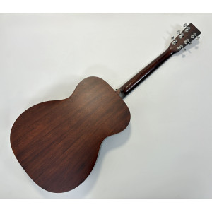 Martin 000-15M Mahogany 2011