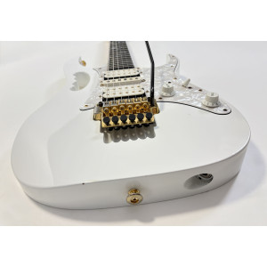 Ibanez JEM7V Prestige White Steve Vai Signature