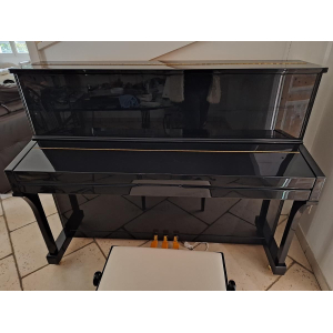 Roffenstein 118 Exclusive Upright Piano