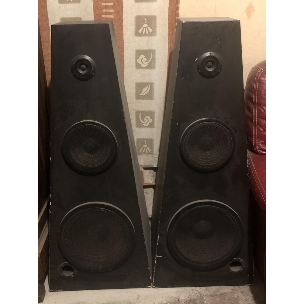 Loudspeakers for live sound applications