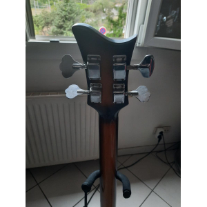 Mr. Crafter - Violin Bass