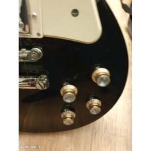 Epiphone Les Paul Clásica + Efectos Eagletone.