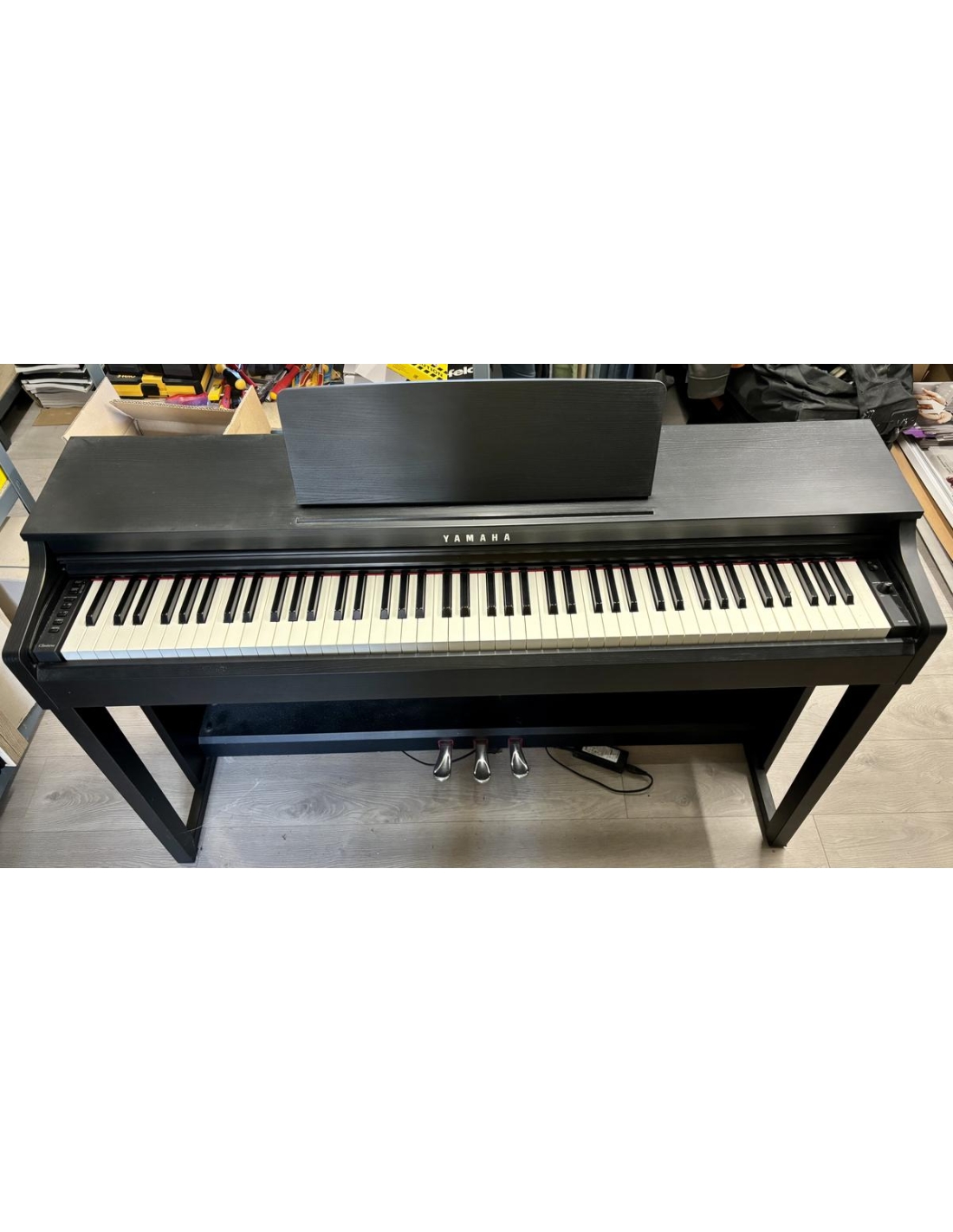 Yamaha Clavinova CLP-525B Yamaha Clavinova CLP-525B