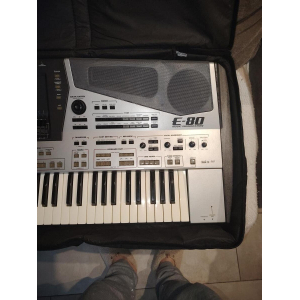 The Roland E80 is a versatile and powerful electronic music keyboard that offers a wide range of features. With its advanced sou