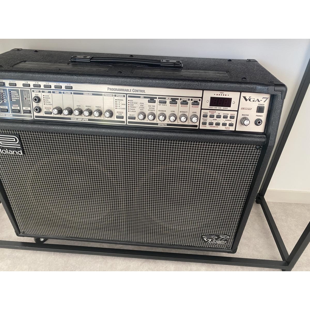 The Roland GA-7 is a versatile guitar amplifier with a wide range of tones and features. It delivers powerful sound and outstand