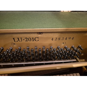 Yamaha LU-201C, acabado en negro barnizado, 1986