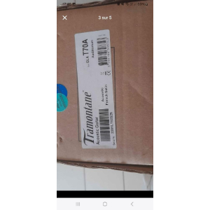 La Lâg Tramontane T70A es una guitarra acústica ideal para músicos de todos los niveles. Con una calidad de construcción 