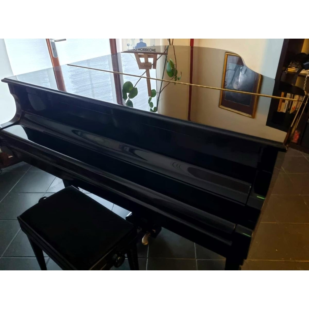 Yamaha c2 piano ¼ de queue noir laqué