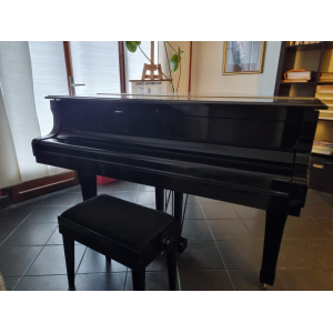 Yamaha c2 piano ¼ de queue noir laqué