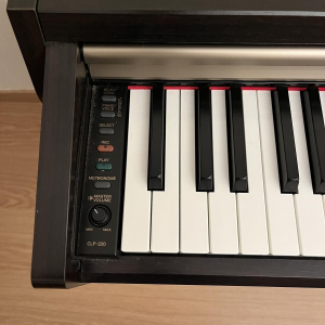 Clavinova CLP 220 - Piano numérique Yamaha