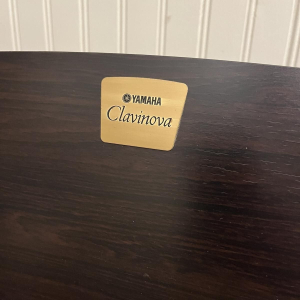 Clavinova CLP 220 - Yamaha Digital Piano