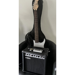 Yamaha EG112C + amplificateur GA-15