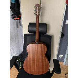 Nederman Comanche - Acoustic folk guitar