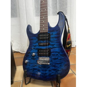 Left-handed Ibanez guitar + Marshall amplifier