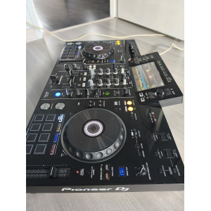 Pioneer XDJ-RX2 is a professional all-in-one DJ system that combines the best elements of DJ software and hardware. Designed for