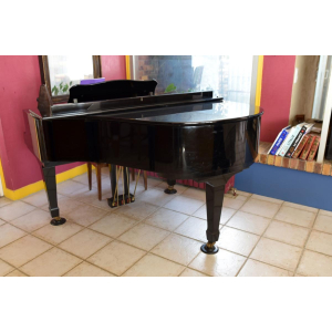 Young Chang g157 - Piano de cola