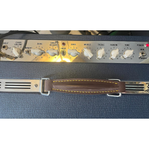 Amplificador Laney LionHeart L20H + bafle LT212 + fundas de transporte