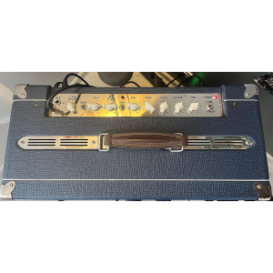 Amplificador Laney LionHeart L20H + bafle LT212 + fundas de transporte