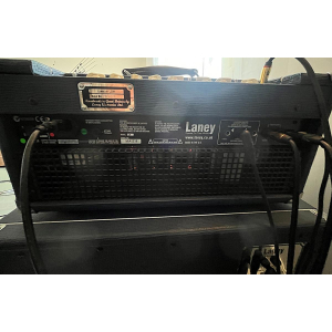 Amplificador Laney LionHeart L20H + bafle LT212 + fundas de transporte