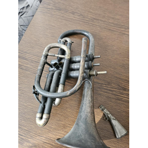 Besson trompette, a renowned vintage brand.