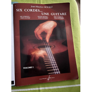 Cort Earth 70 - Acoustic Guitar
