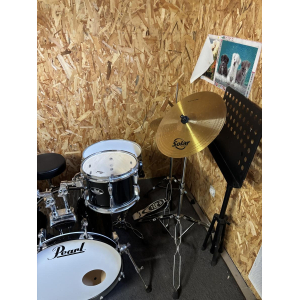 Pearl Drum Set