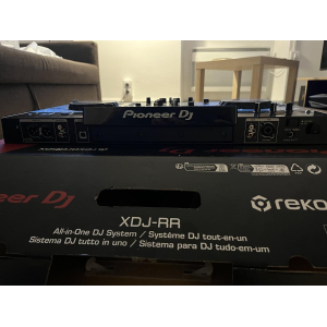Pioneer XDJ-RR is a versatile all-in-one DJ system that inherits design traits and essential features from the flagship NXS2 set