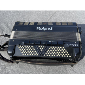 Acordeón Roland FR7 XB de botones