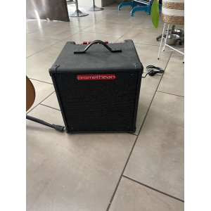 Sire Marcus Miller bajo zurdo + amplificador Ibanez Promethean