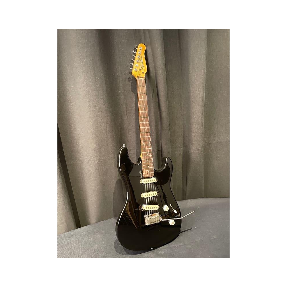 Godin Progression Black