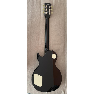 Cort C200 - Negro y Blanco