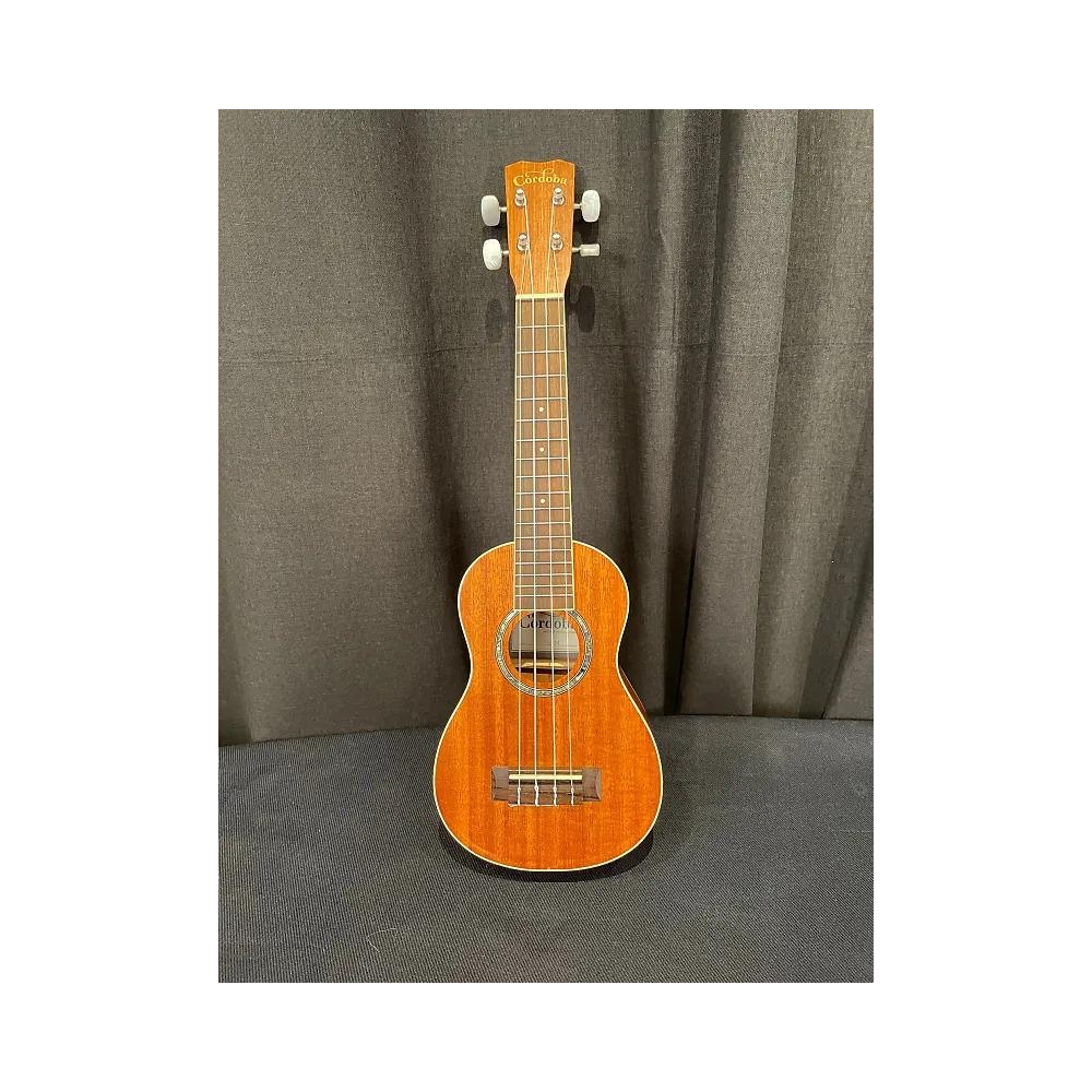 Cordoba 15SM