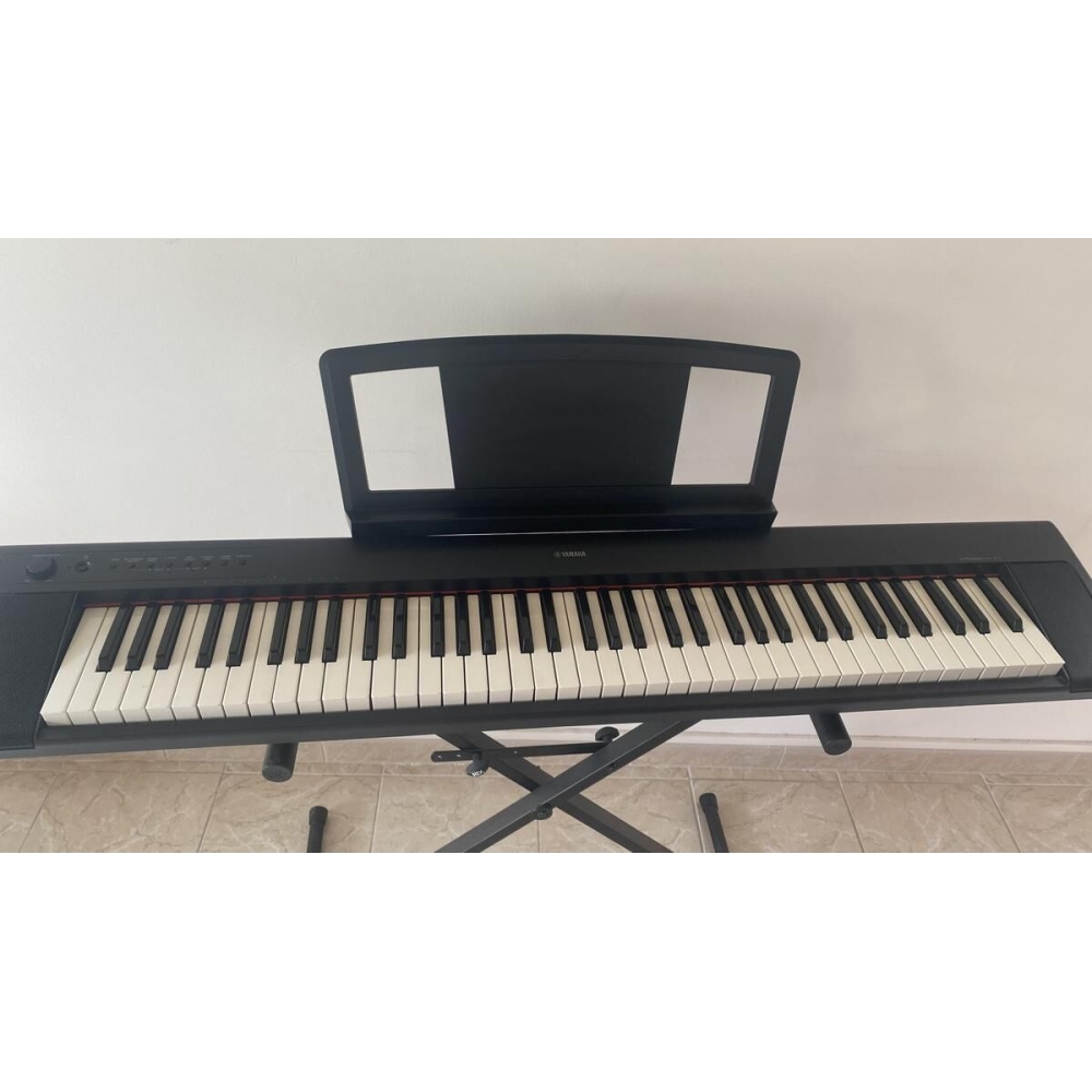 Piano Yamaha NP-31