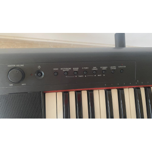 Yamaha NP-31 Piano