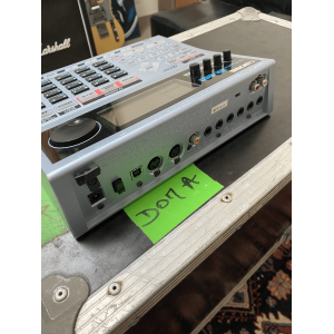 The Boss Dr Rhythm DR880 is a powerful drum machine that offers an extensive range of sounds and features. With its comprehensiv