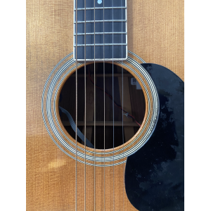 Martin D35 1982 with case