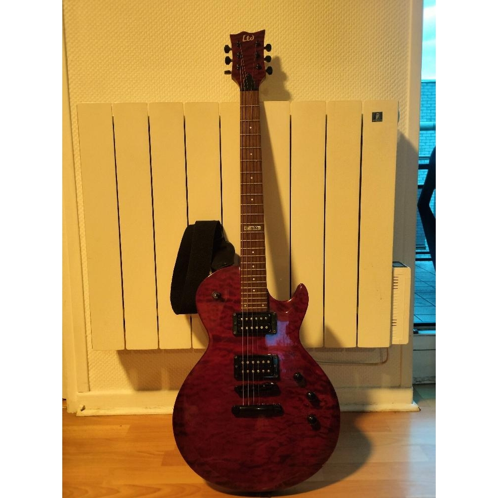 ESP LTD EC 10 qm Guitar + ROLAND cube 15 Amp
